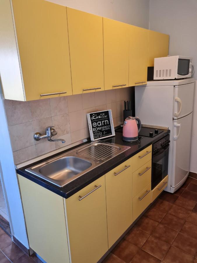 Apartments Dorotea ノヴァリャ エクステリア 写真